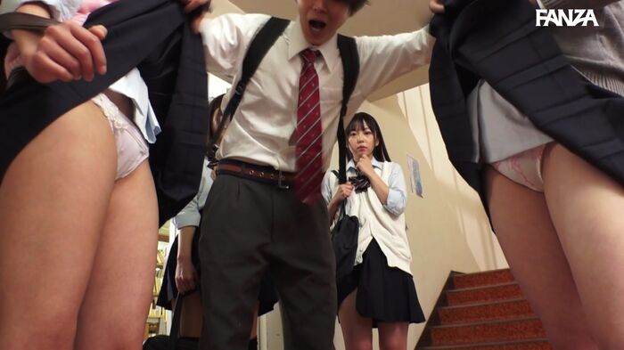 A bullied child in the class discovers a god device that can stop time part3 17th image