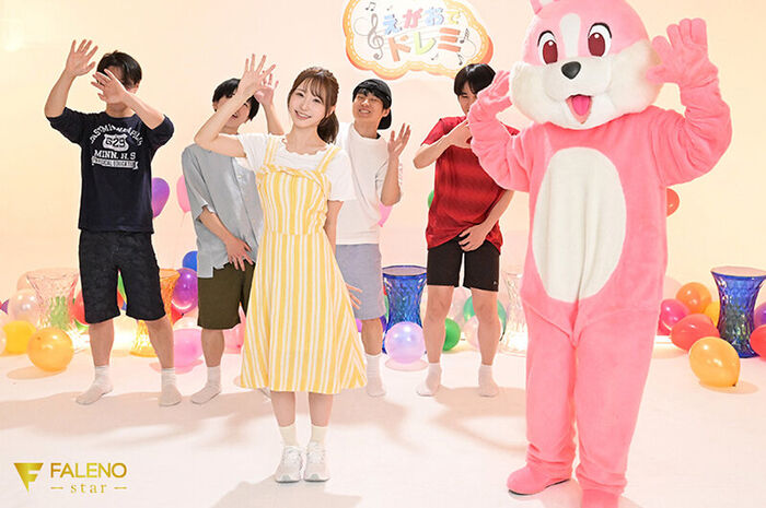 Popular AV actress Angel Moe, who announced that she will retire next year, performs enthusiastically in an educational AV work that parodied the singing sister of a certain program ww 2th image