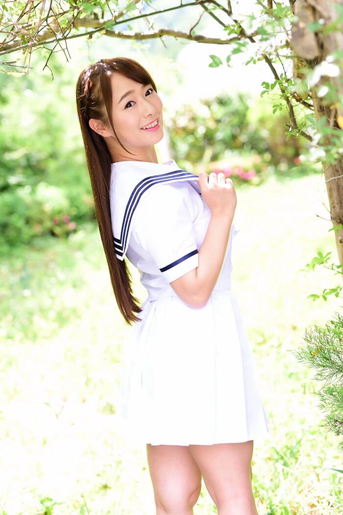 Weekly Playboy Photo Book Marina Shiraishi 白石茉莉奈 x Ayaka Tomoda 友田彩也香 Sequence 014 Part1 8th image
