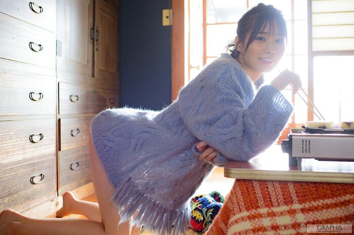 Graphis Limited Edition Nana Miho 未歩なな - New Year Special 2024 4th image