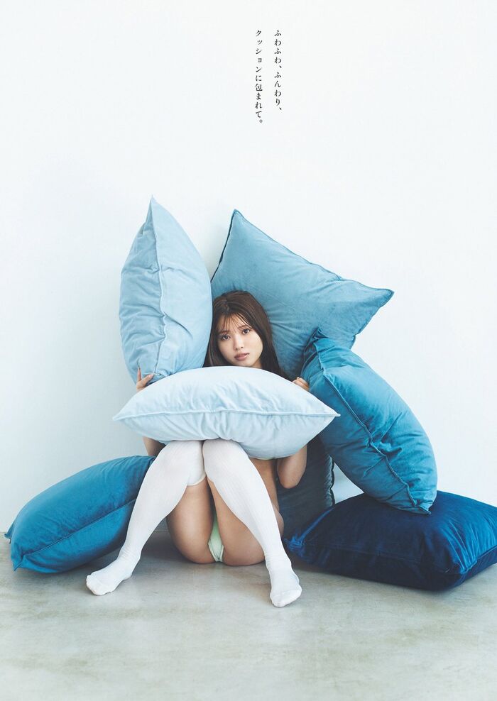 Weekly Playboy 2023 No.42-43 Yuzumi Hongo Airi Yoshida Reni Takashiro Mizuki Asakura Amichi Suge Takakura Ririka Rurutan 16th image