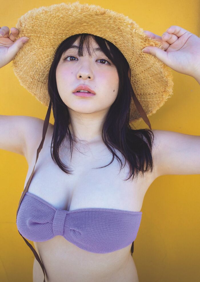 Weekly Playboy 2023 No.42-43 Yuzumi Hongo Airi Yoshida Reni Takashiro Mizuki Asakura Amichi Suge Takakura Ririka Rurutan 34th image
