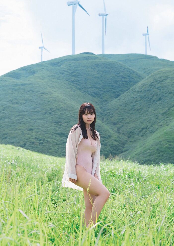 Weekly Playboy 2023 No.42-43 Yuzumi Hongo Airi Yoshida Reni Takashiro Mizuki Asakura Amichi Suge Takakura Ririka Rurutan 6th image
