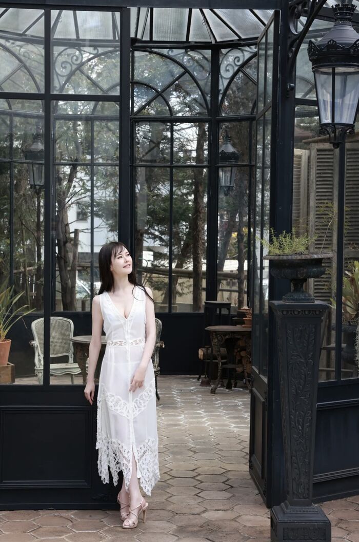 FRIDAY Digital Photo Book Plastic Surgery Idol Todoroki-chan Todoroki-chan First Naked Body Vol.1 4th image