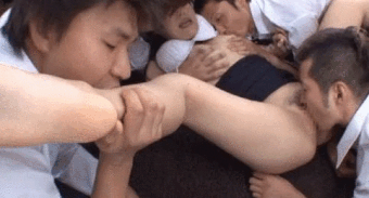 [vol.1] 50 erotic GIF images I collected rape by several people who are excited by a woman's helplessness 24th image