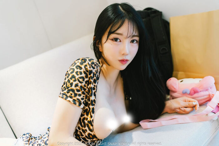 Moon Night Snap Yunjin - Yunjin Peeking 40th image