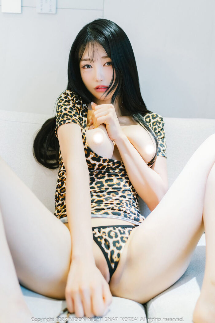 Moon Night Snap Yunjin - Yunjin Peeking 43th image