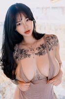Jeon Bo-Yeon 전보연 - T Pants