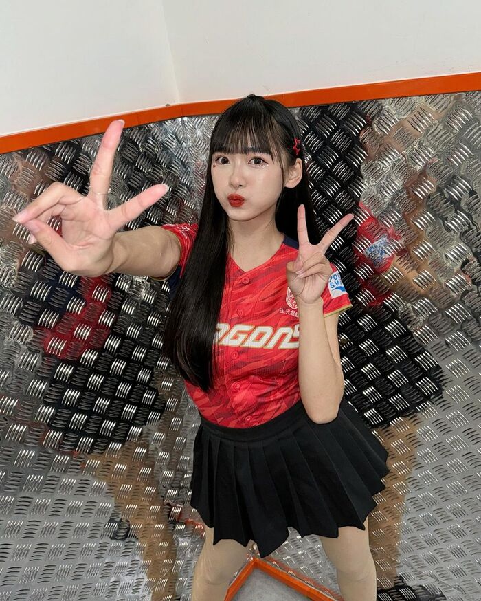 「Queena娜娜」若隱若現跑出來 畫面好火辣 (10P) 10th image