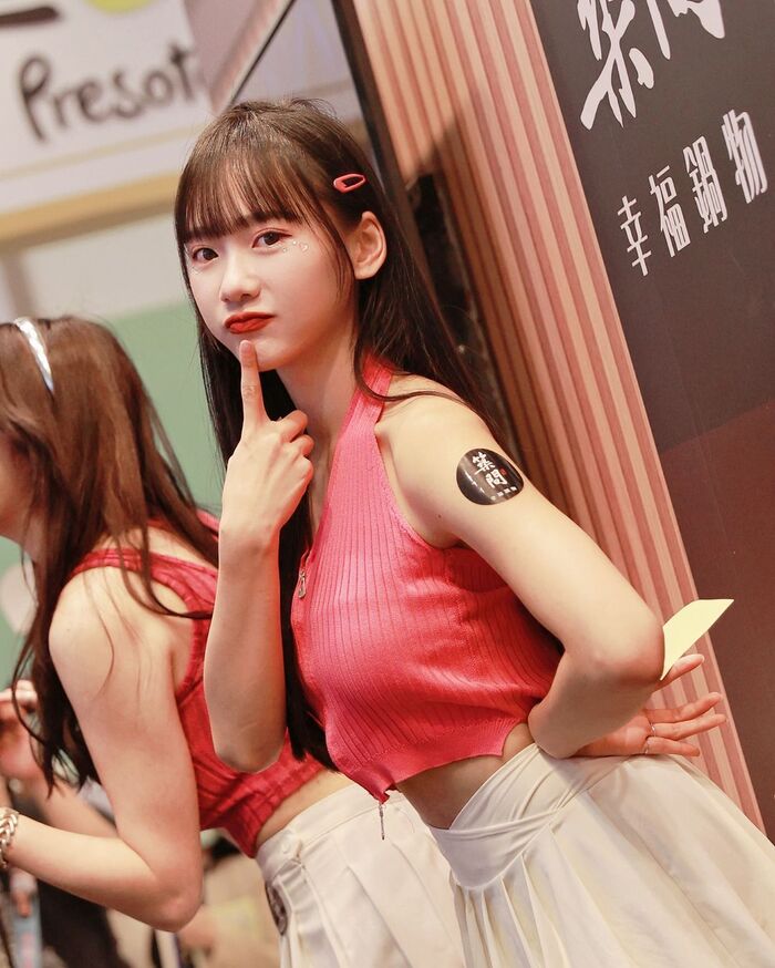 「Queena娜娜」若隱若現跑出來 畫面好火辣 (10P) 2th image