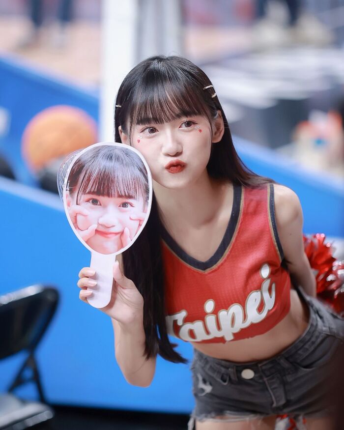 「Queena娜娜」若隱若現跑出來 畫面好火辣 (10P) 5th image