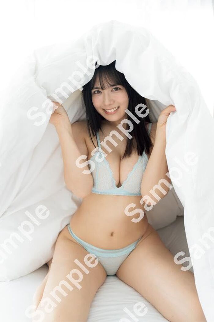 Umi Shinonome releases her third photo book! 'Recommended for constriction chubby lovers' 2th image