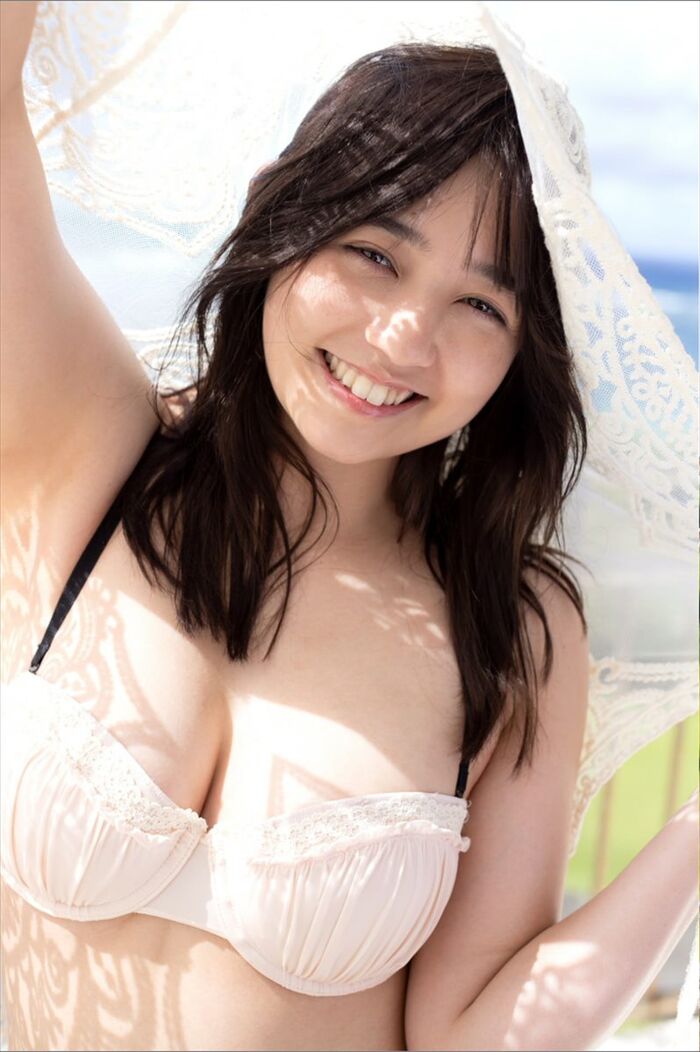 Misumi Ellie 美澄衿依 20th image