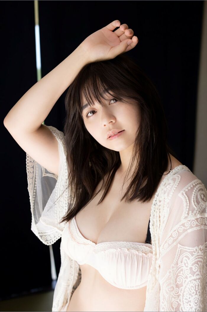 Misumi Ellie 美澄衿依 5th image