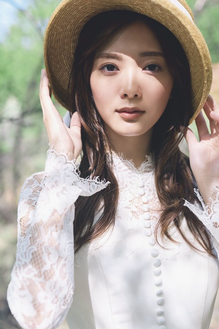 [Underwear image] Sakurazaka 46 Yasuno Tamura, T-back ban lifted wwwwwww The lingerie cut of the 2nd photo book is too stimulating and fans are very excited!! 27th image