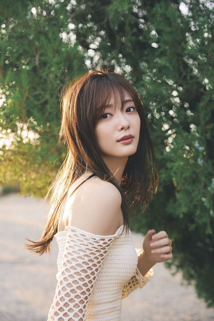 [Underwear image] Sakurazaka 46 Yasuno Tamura, T-back ban lifted wwwwwww The lingerie cut of the 2nd photo book is too stimulating and fans are very excited!! 28th image