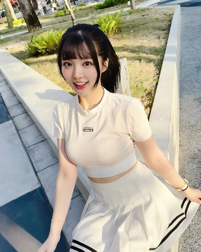 'Ding Hui Venus' 甜美外型加上飽滿身材 令人surprise 豔 (10P) 8th image
