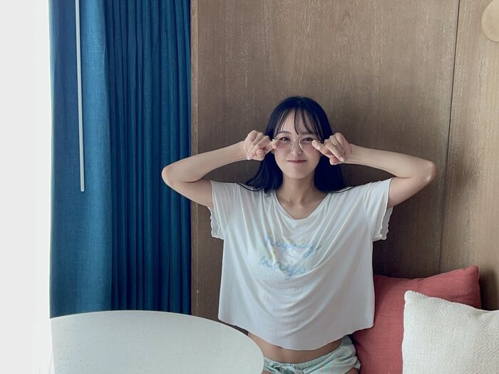 [Image] Black-haired neat and clean idol, sticking out her buttocks in her underwear wwwwwwwwSTU48 Akari Fukuda, the back shot of the 1st photo book is too stimulating!! 28th image