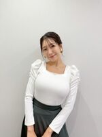 Abepura weather forecaster Kanon Hogawa (37) shows off her bread bread milk at the Malaysia Fair www