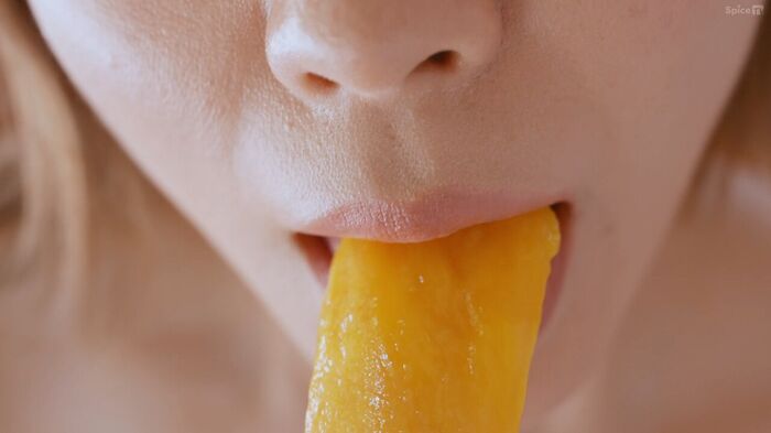 [Good news] B95cm / H cup beauty, ripe eros explosion wwwwwww Yui Natsurai, raw milk is exposed to the limit with the latest image DVD!! Video image summary of the new selling work 'I want to see everything about you'! 50th image