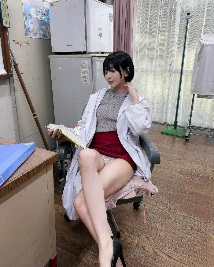Cina Tatsumi 100 erotic images including lingerie grabia with amazing sex appeal! 10th image