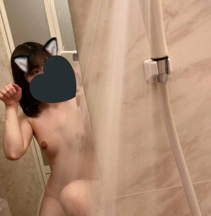 151 bath selfie nude erotic images! Summary of bathing photos with wet skin that burned in cherry blossom color 9th image