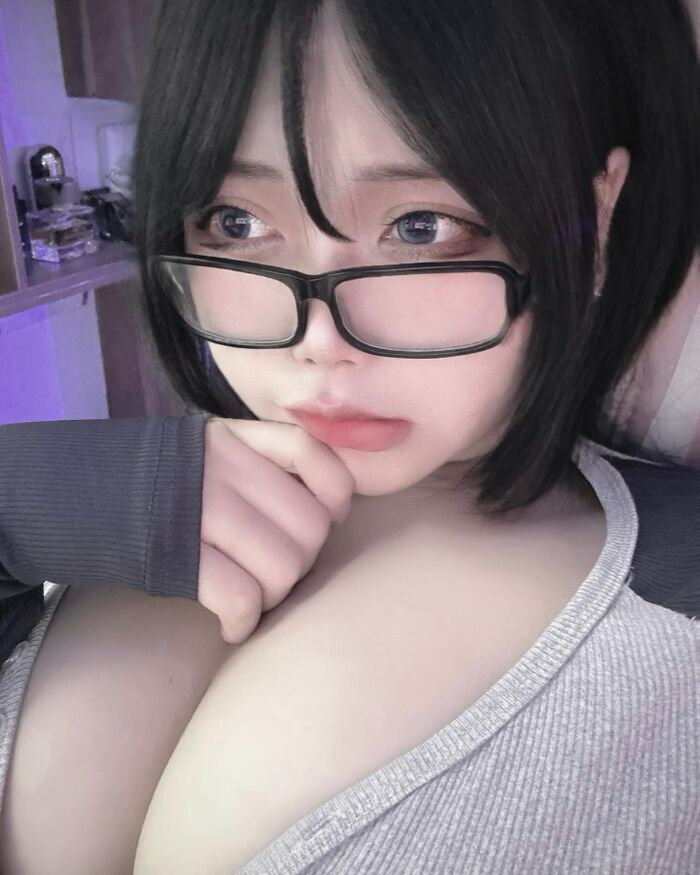 白嫩鮮乳「Trần Thị Mỹ Tiên」童顏外表下大奶身材不得了 (17P) 7th image