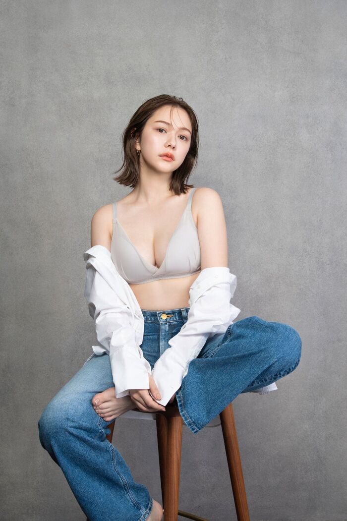 [Image] Anna Murashige, aka 'Boobs Big Teacher', reveals her SEXY lingerie wwwwwwwww 'Sex appeal came out' 'Surprisingly sexy ~' 12th image