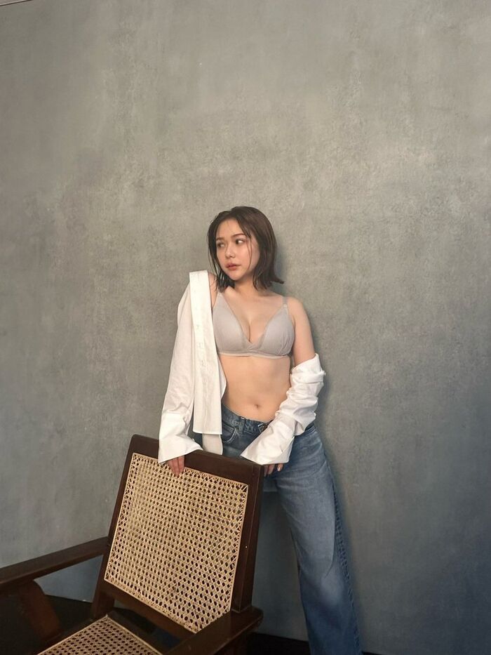 [Image] Anna Murashige, aka 'Boobs Big Teacher', reveals her SEXY lingerie wwwwwwwww 'Sex appeal came out' 'Surprisingly sexy ~' 18th image