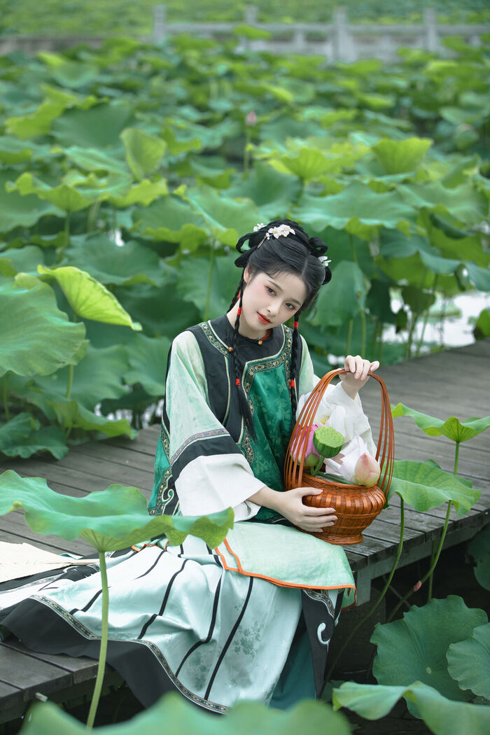 YiTuYu艺图语 Vol.7167 Tian Tian Quan Quan 4th image