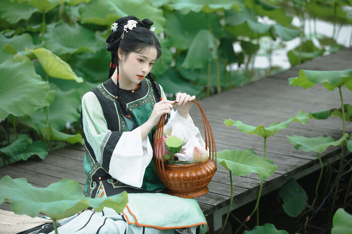 YiTuYu艺图语 Vol.7167 Tian Tian Quan Quan 5th image