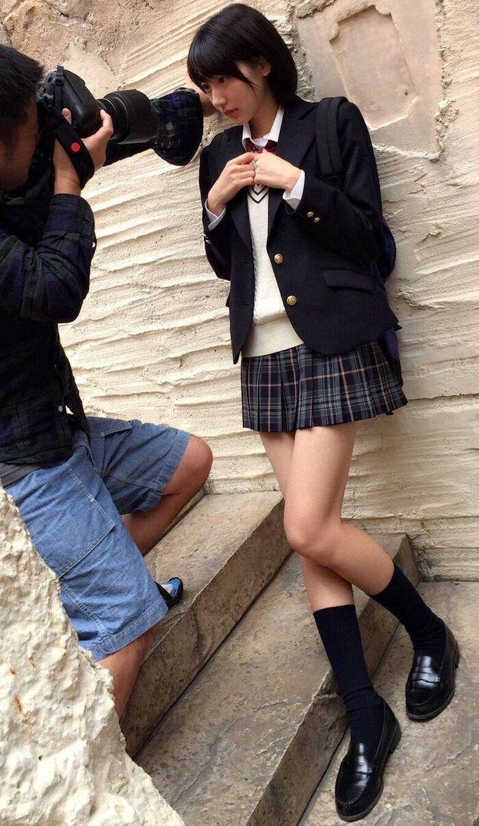 JK's bare feet erotic images! - The plump thigh panchira ♡ will come out! 53th image