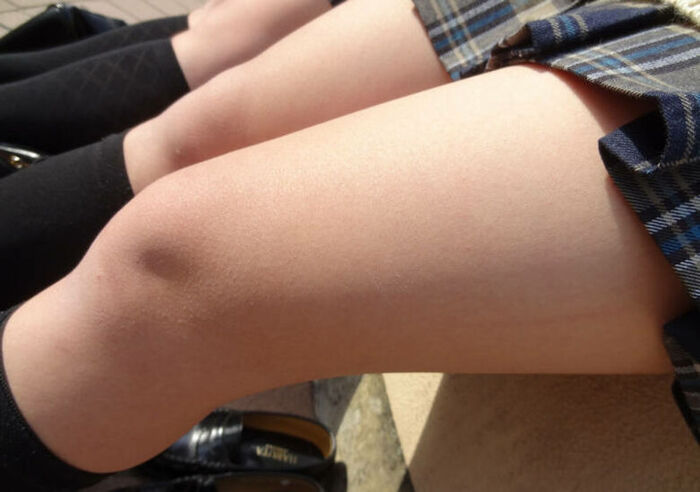 JK's bare feet erotic images! - The plump thigh panchira ♡ will come out! 70th image