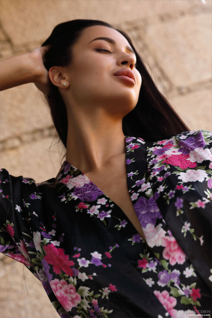 MPLStudios Aria - Renaissance Woman Part1 10th image