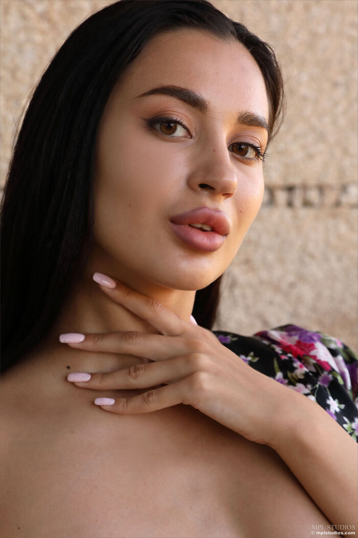 MPLStudios Aria - Renaissance Woman Part1 36th image