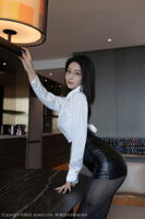 Bear Xiao Woo Female Secretary 辦公室Temptation 袒 Breast Exposed Honey Peach Buttocks 極品大長酿黑絲襪 (39P)