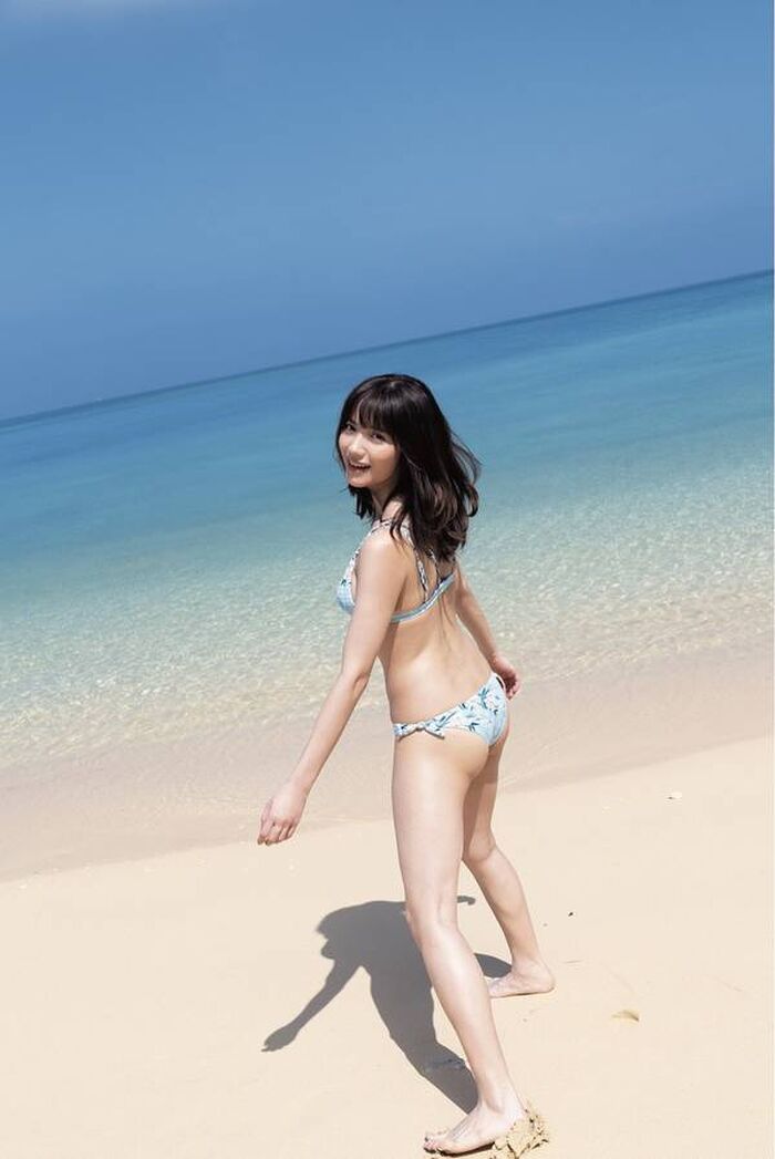 【画像】桃月なしこさん、おっぱいの血管グラビアがエッチすぎるwwwwwww「ヤングキングBULL」で見せた胸に走る“蛇”にファン大興奮！！！ 37th image
