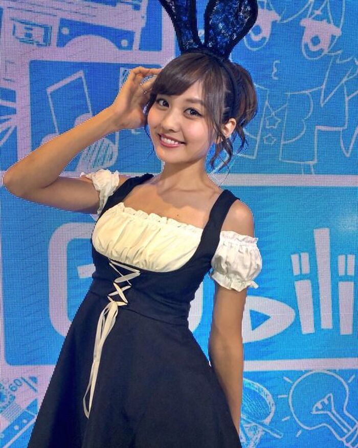 Extreme Female Woman Yume Hayashi Harm 200 Million ... 3th image