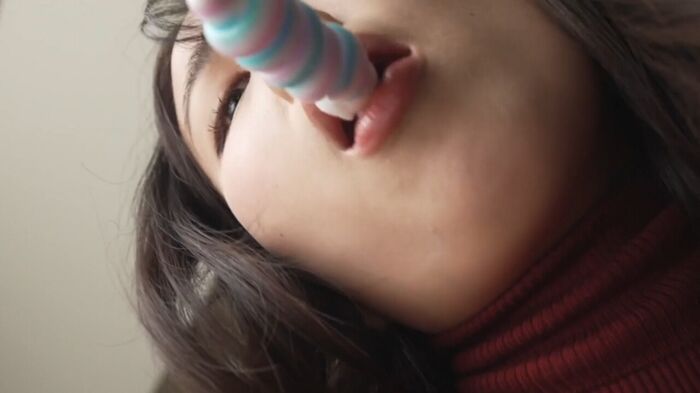 A big woman with a 173 cm G cup, a tall beauty who releases a masterpiece DVD that is too erotic to be careful wwww tall beauty, Soka, is flooded with rave reviews for the latest image!! Video image summary of the new work 'Close Contact'! 39th image