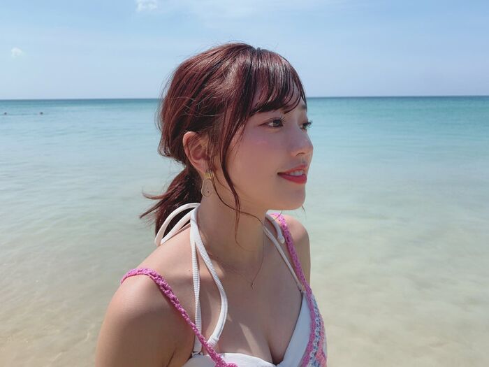 [Image] Kyushu's representative idol reveals her buttocks in a swimsuit wwwwwwwwwLinQ Yumi Takagi decides to release a naughty gravure photo book!! 18th image
