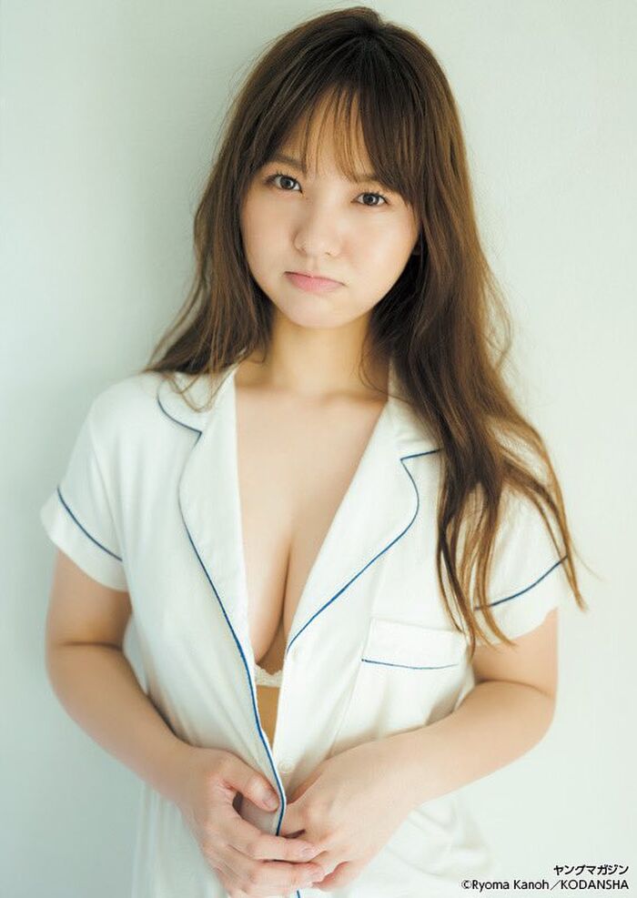 [Image] Yuzumi Hongo with huge breasts, who challenges the gravure of a lewd costume wwwwwwwwwww 21th image