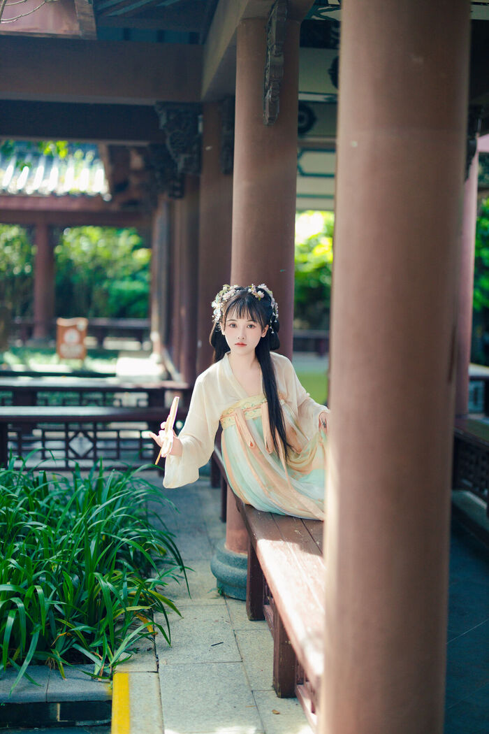 YiTuYu艺图语 Vol.7423 Xiao Xiao Yu 25th image