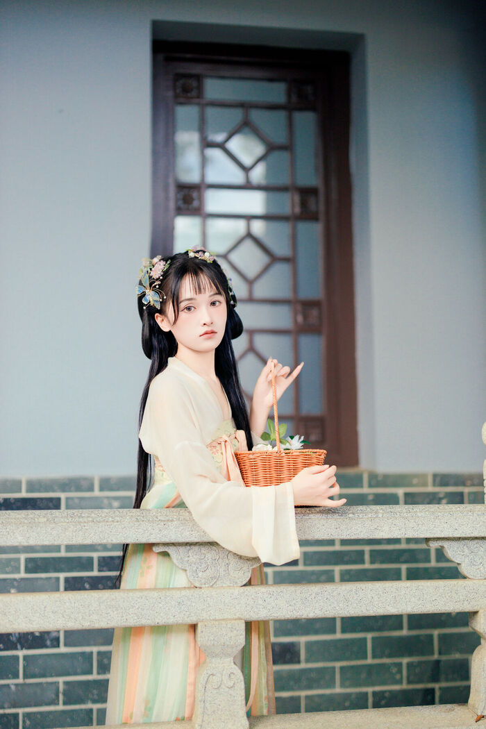 YiTuYu艺图语 Vol.7423 Xiao Xiao Yu 33th image
