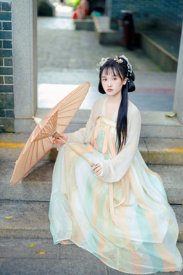 YiTuYu艺图语 Vol.7423 Xiao Xiao Yu 36th image