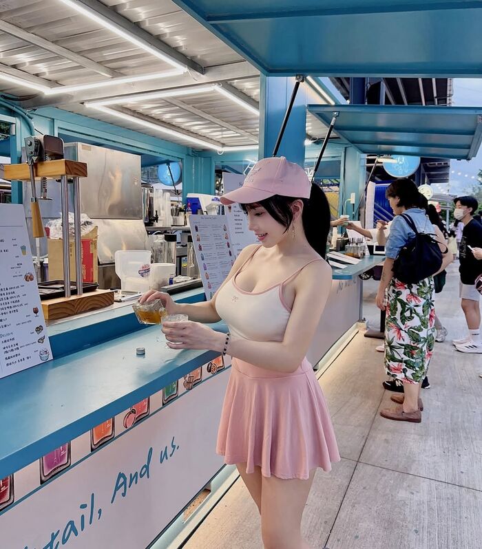 火爆身材「Ariea Chen」呼之慾出的上圍一看就淪陷 (49P) 12th image