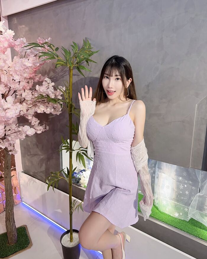 火爆身材「Ariea Chen」呼之慾出的上圍一看就淪陷 (49P) 15th image