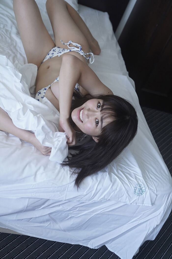 Mao Sakurada 白皙蜜腿任人看... Gaze Goes Away Super Evil 10th image