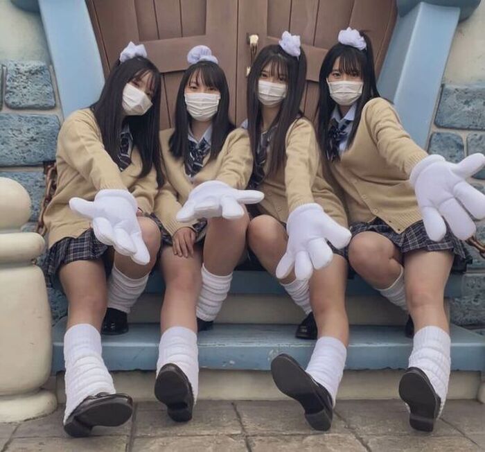 最近のJKの生意気な足、略して生足にくらくらするエロ画像71枚 3th image