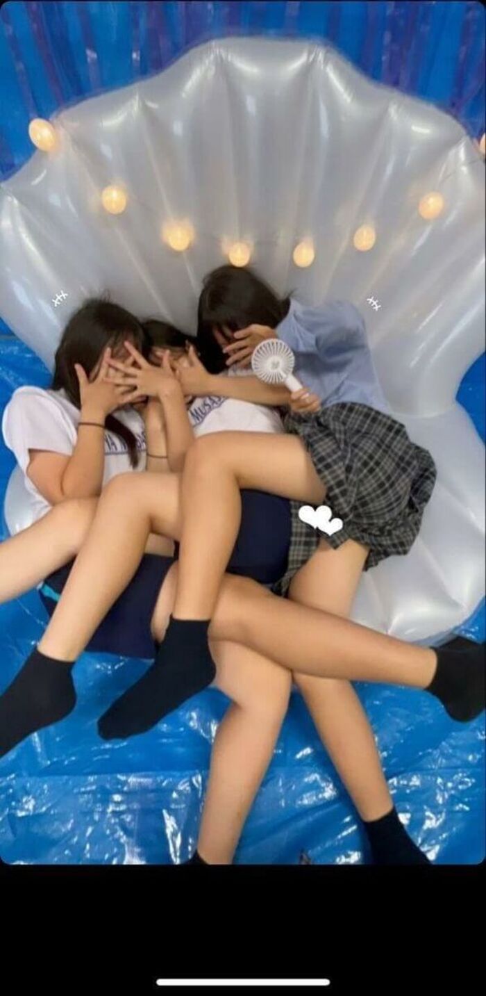 最近のJKの生意気な足、略して生足にくらくらするエロ画像71枚 6th image