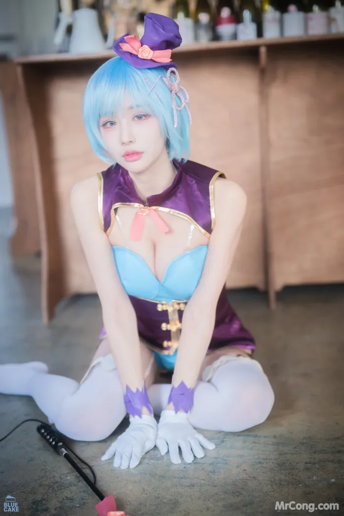 [BLUECAKE] YeonYu (연유): Vol.02 MY MASTER Magician (RED. Ver) (109 photos) 17th image